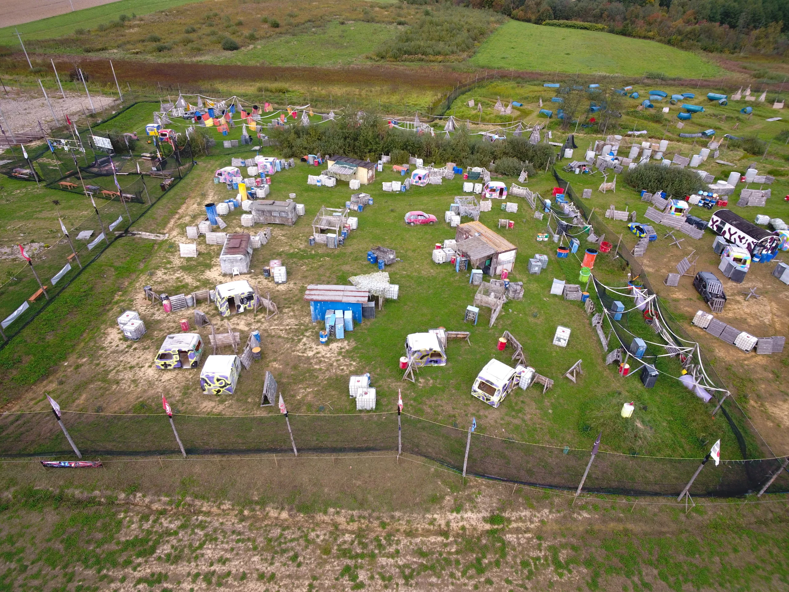 Przyjęcia Urodzinowe z Paintballem